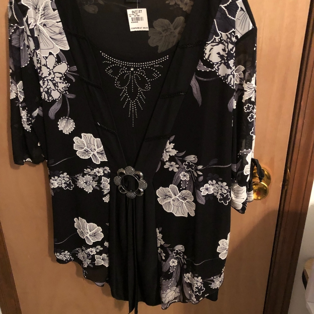 95%polyester 5%spandex dressy type flower shirt